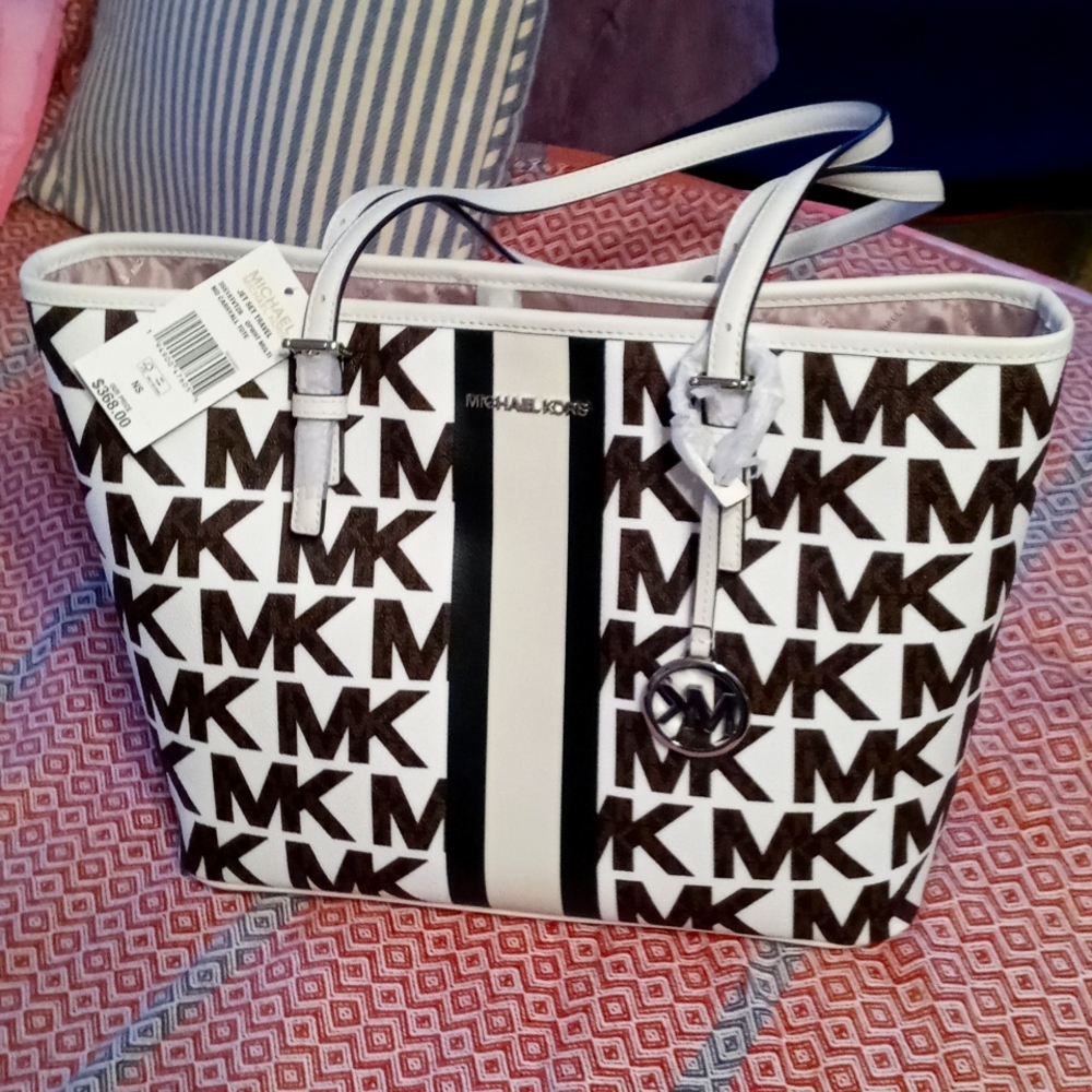 MK Jet Set Travel MD Jet set carryall tote. White and Brown!